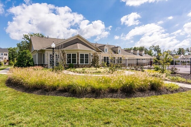 Building Photo - Tanyard Springs Townhome
