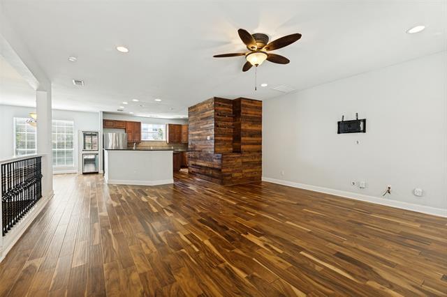 Building Photo - 4002 Brownstone Ct