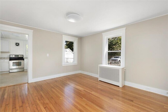 Building Photo - 3461 Kingstown Rd