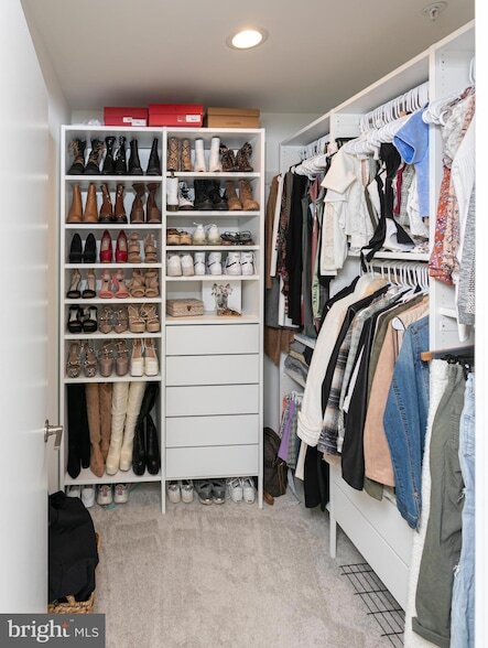 Building Photo - 3123 Beachview Ln