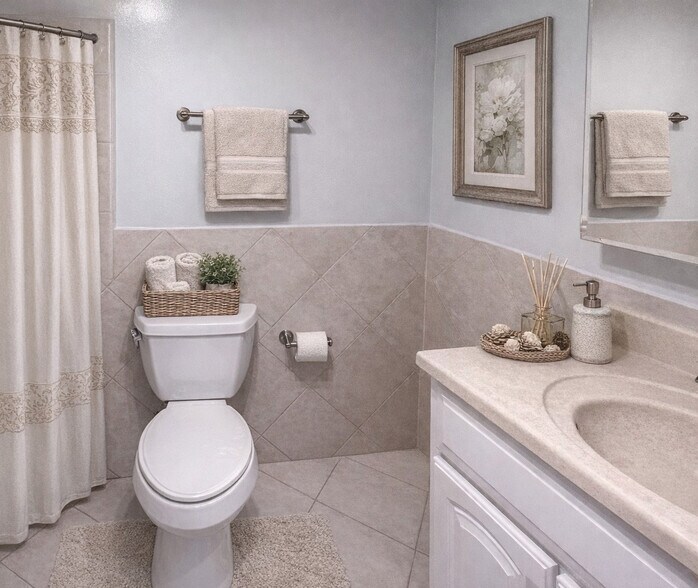 Building Photo - 3050 N Palm Aire Dr