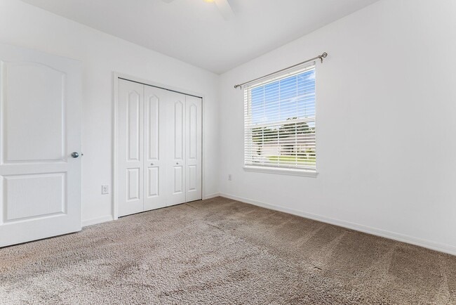 Building Photo - 1053 SW Coleman Ave