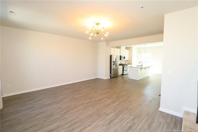 Building Photo - 244 Amber Acorn Ave