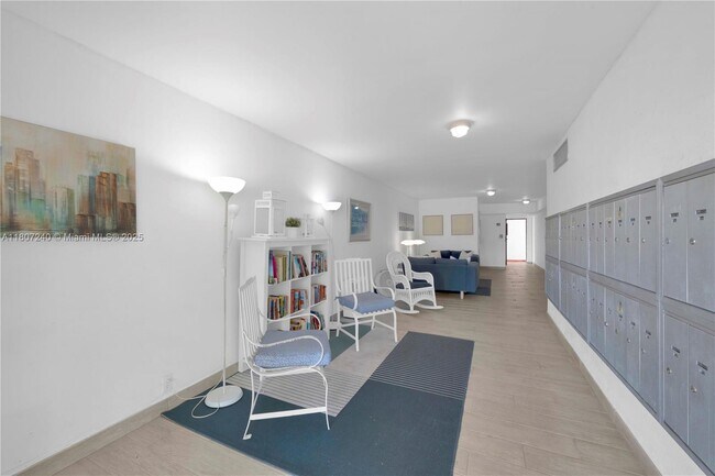 Building Photo - 251 Galen Dr