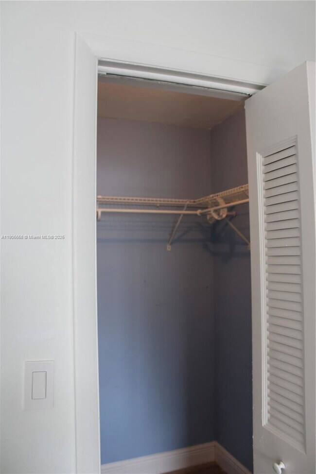 Building Photo - 9776 SW 92nd Terrace