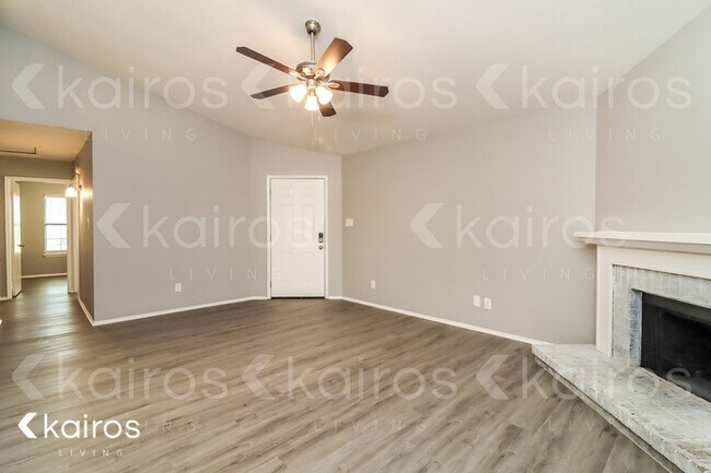 Building Photo - 2805 Forest Creek Dr.