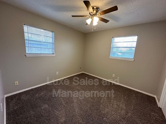 Building Photo - 14843 Tye Brumley St