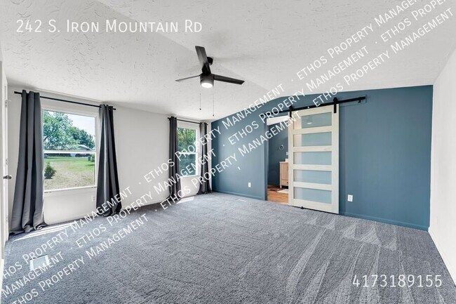 Building Photo - 242 S Iron Mountain Rd