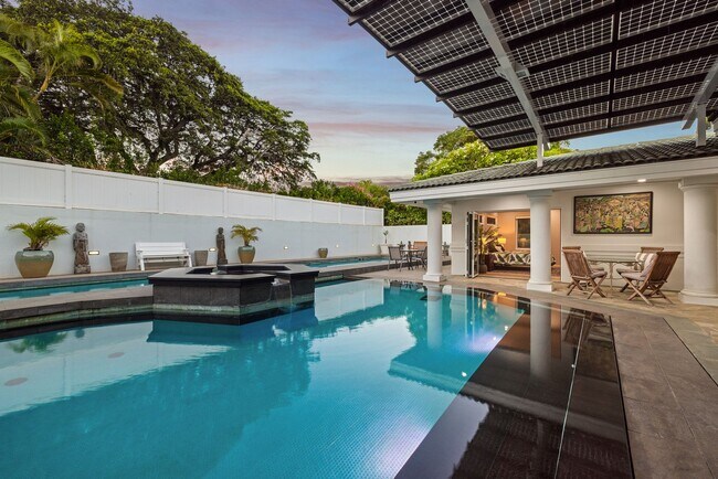 Building Photo - LUXURY RESORT 5/4.5/3+ HOME IN KAHALA, MUS...