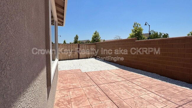 Building Photo - 2898 Tostalinda Dr