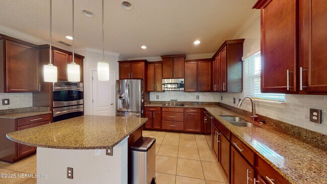 Building Photo - 2588 Cody Dr