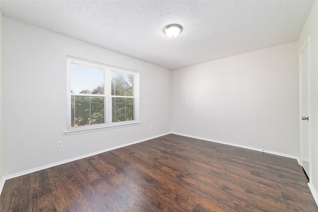 Building Photo - 7914 Tamayo Dr