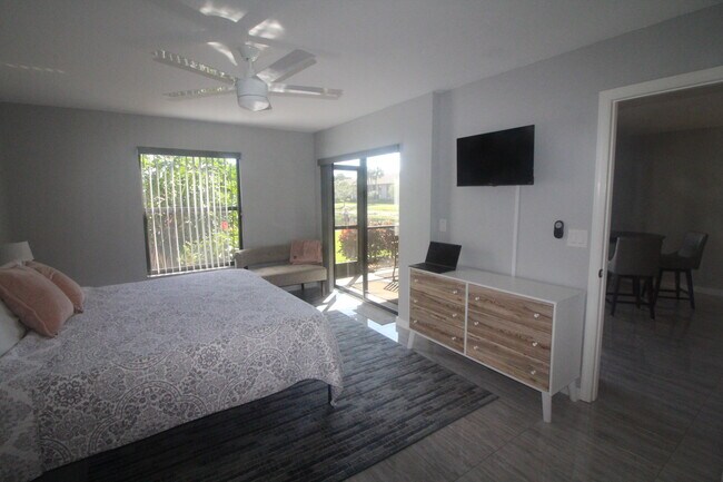 Building Photo - 505 Lake Louise Cir