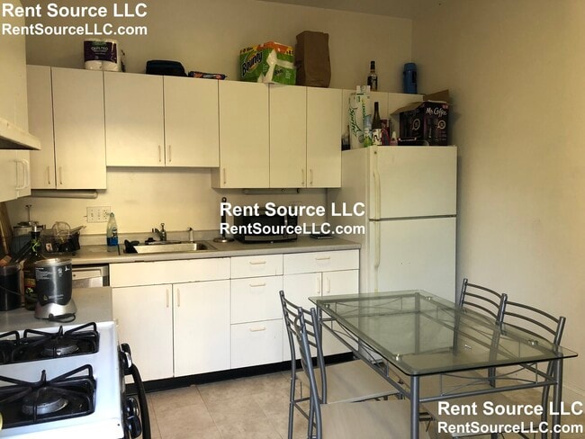 Building Photo - 60 Sacramento St