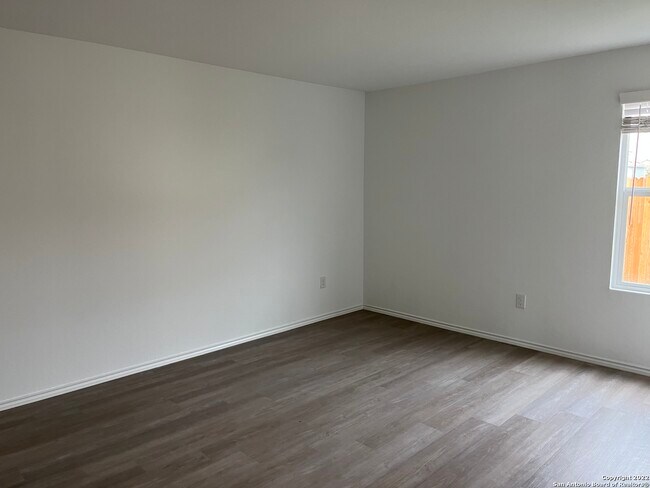 Building Photo - 6507 Scarecrow Wy