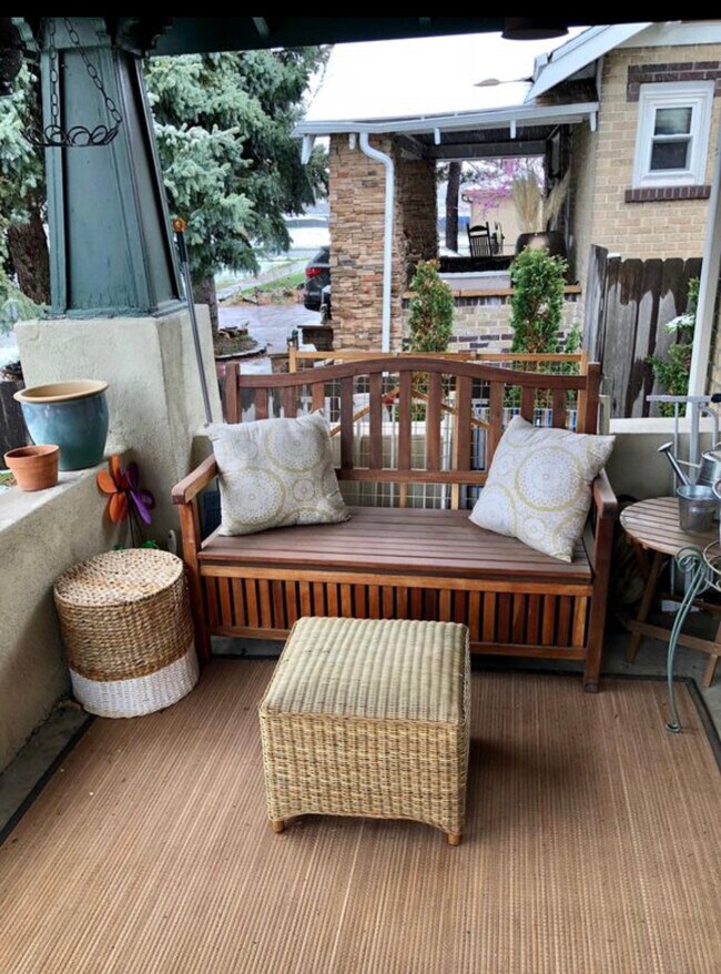 Building Photo - 2621 N Columbine St