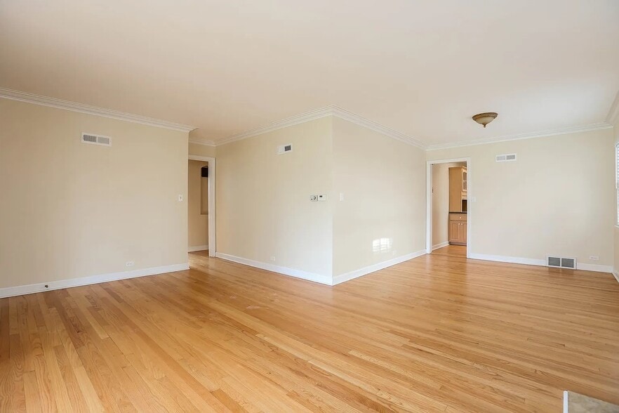 Building Photo - 226 S Prospect Ave