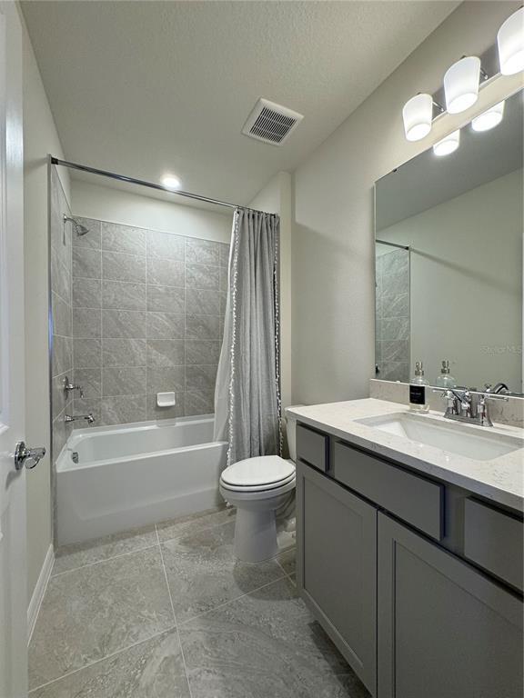 Building Photo - 7009 Oak Crest Rd