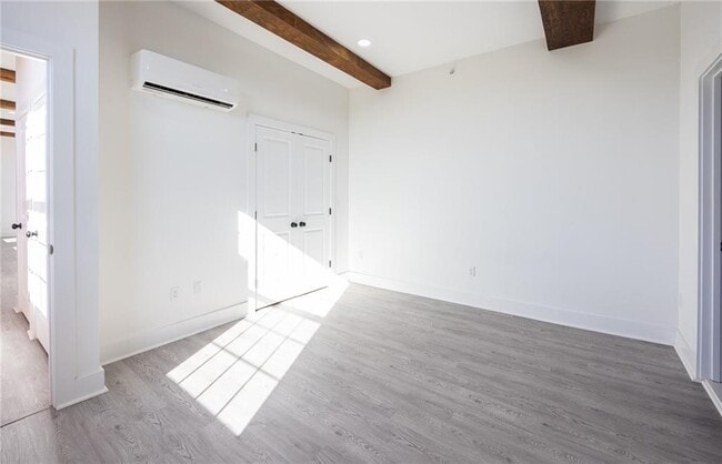 Building Photo - 50 Ashburton St