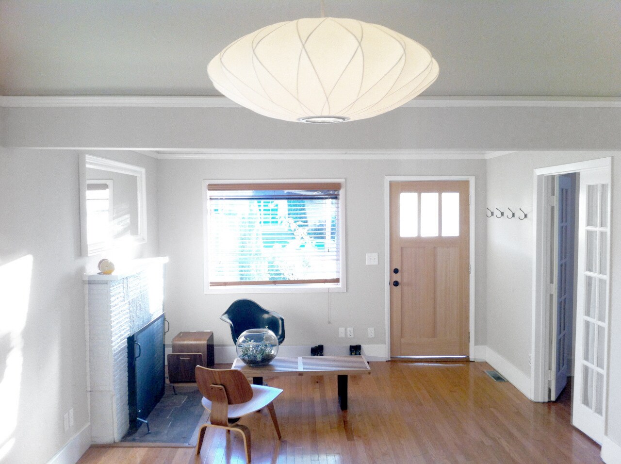 Craftsman + Modern. (white brick Working fireplace seen here too) - 5124 NE 35th Pl