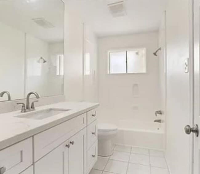 Building Photo - Your New Home!