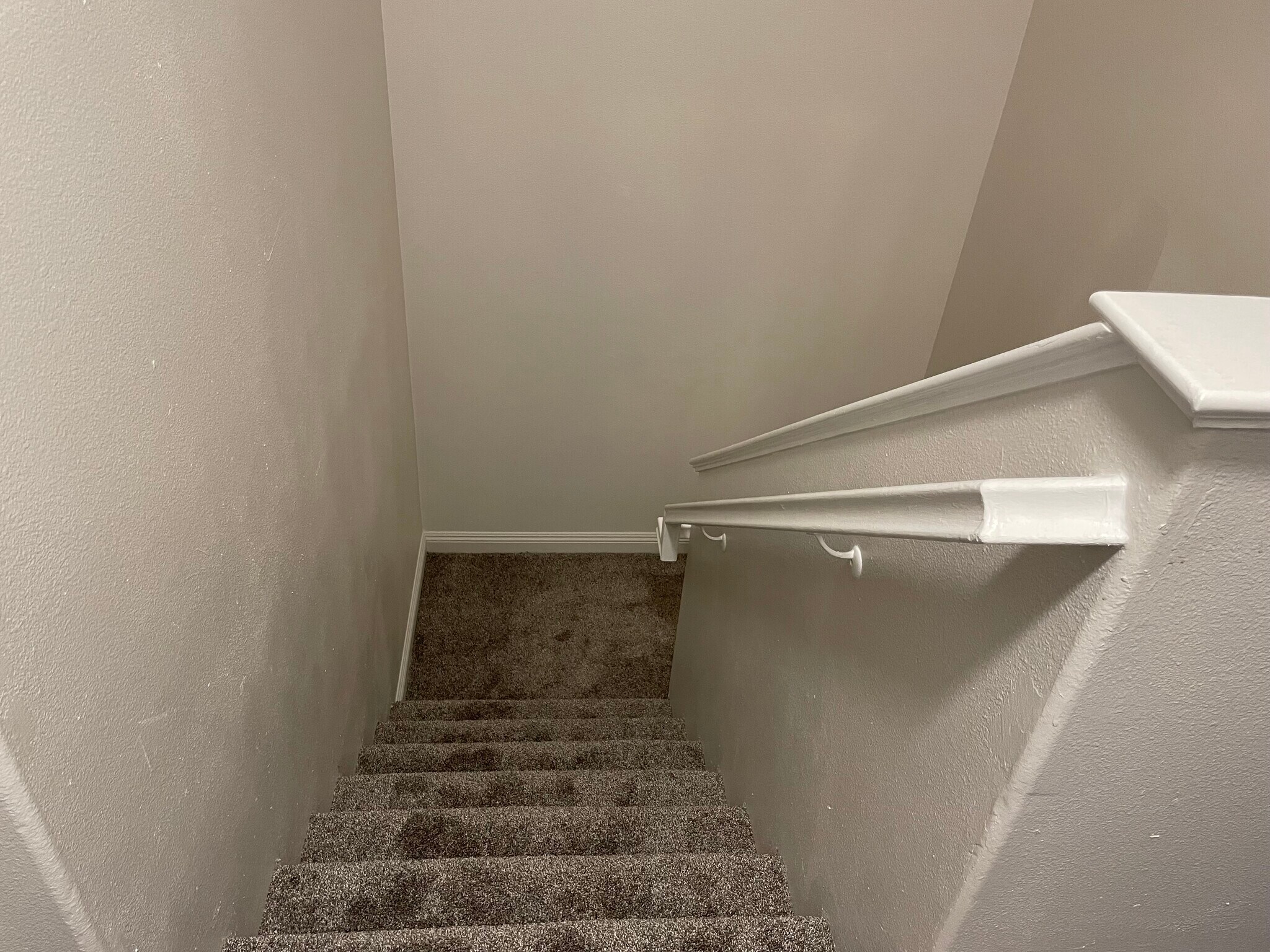 Building Photo - 16558 Paine St