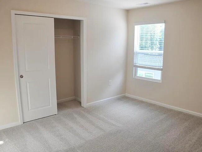 Building Photo - 4 Bedroom Single Family Homes for Rent