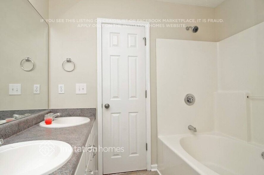 Building Photo - 295 Claremont Dr