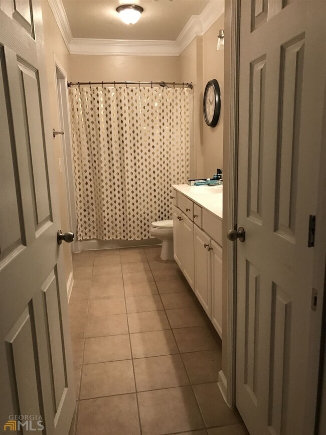 Building Photo - 1850 Cotillion Dr