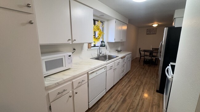 Building Photo - 5308 W Malad St