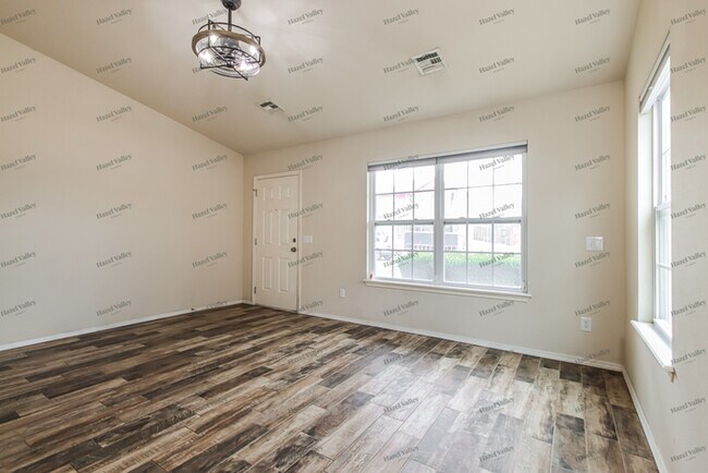 Building Photo - 4669 E 148th St S