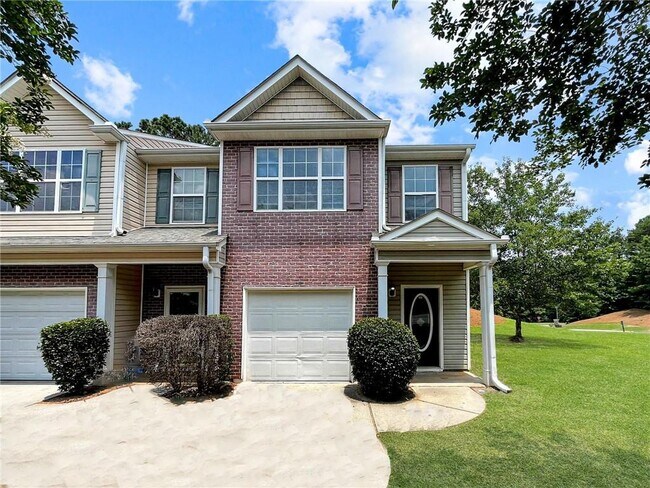 Building Photo - 5000 Lincoln Dr