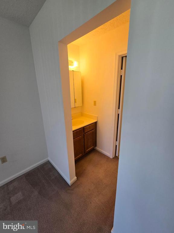 Building Photo - 6047 Sirenia Pl