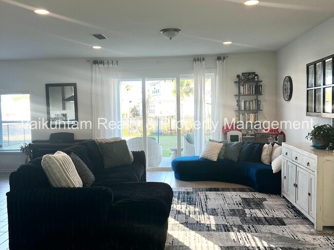 Building Photo - 377 Brookgreen Wy