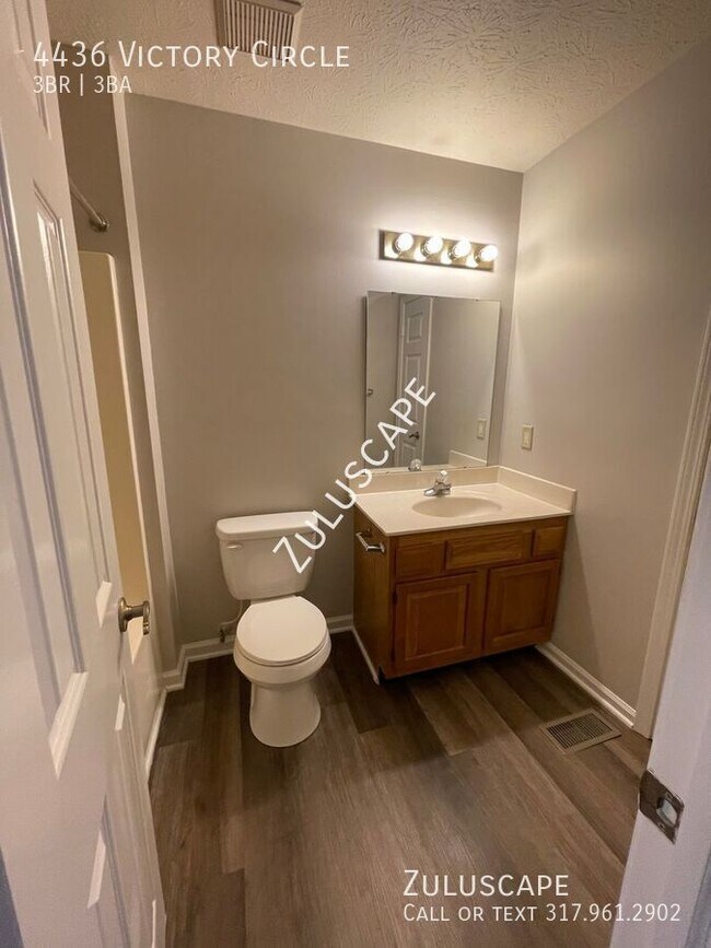 Building Photo - 4436 Victory Cir