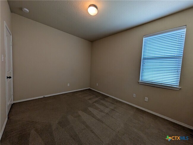 Building Photo - 1028 Brown Rock Dr
