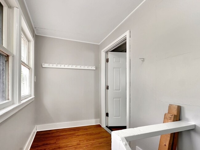 Building Photo - 3564 68th St SE