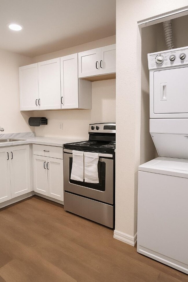 Building Photo - 1895 Ave H NW