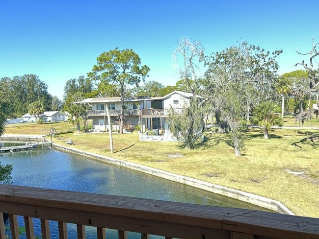 Building Photo - 6745 Hudson Ave