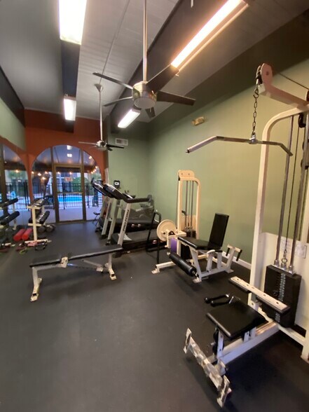 Building Photo - 107 S Obrien St