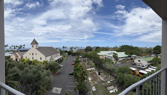Building Photo - 75-5766-5766 Kuakini Hwy