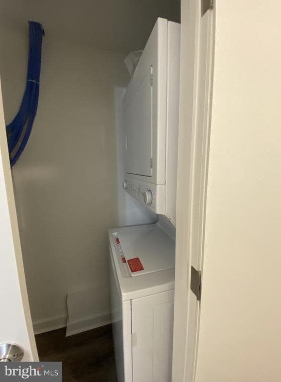 Building Photo - 4936 W Thompson St