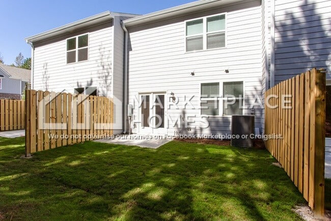 Building Photo - 308 Rydal Wy