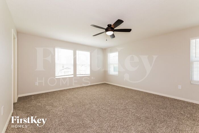 Building Photo - 2635 Interlock Dr