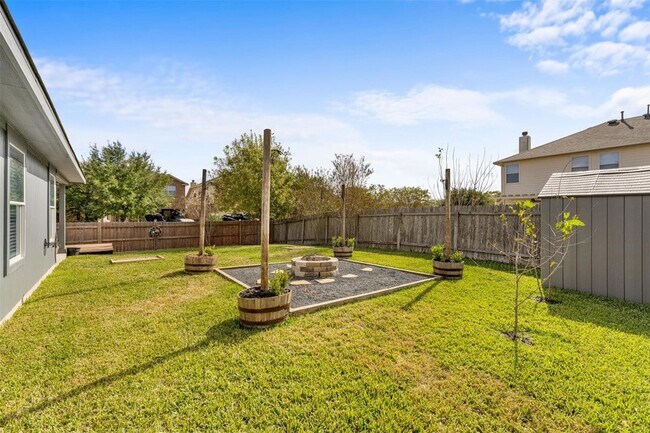 Building Photo - 4417 Bandice Ln