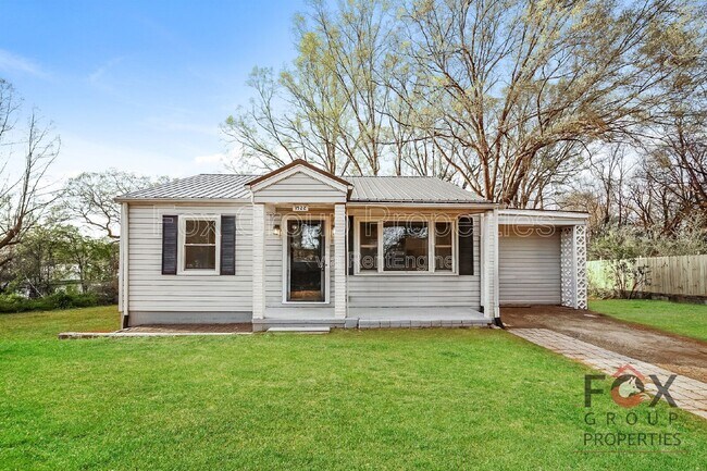 Building Photo - 1522 7th Ave Dr SW