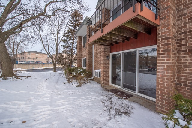 Building Photo - 10377 Dearlove Rd