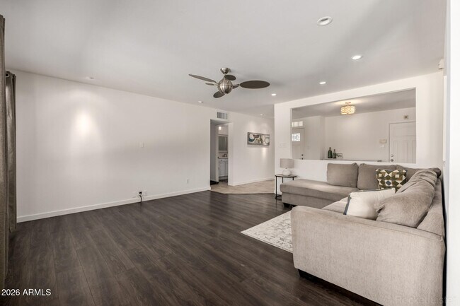 Building Photo - 9832 N 29th St