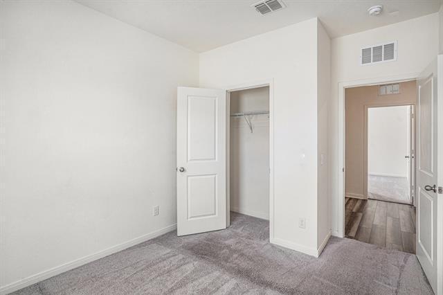 Building Photo - 7439 Corral Smt