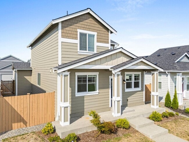 Building Photo - Modern Yelm Home Near JBLM | 3 Bed, 2.25 B...
